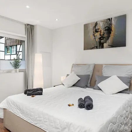 Mola Apartments-apartment Im Herdecker Zentrum Fuer 3 Gaeste-gratis Parkplatz-highspeed Wlan-auch Fuer Langzeit Geeignet