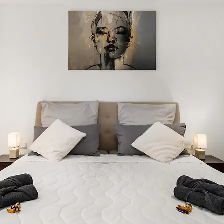 Mola Apartments-Klimaanlage- Im Zentrum Fuer 3 Gaeste-Gratis Parkplatz-Highspeed Wlan-Auch Fuer Langzeit Geeignet Apartmán