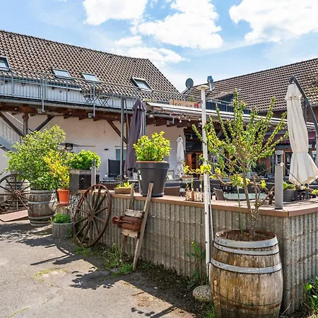 Mola Apartments-apartment Im Herdecker Zentrum Fuer 3 Gaeste-gratis Parkplatz-highspeed Wlan-auch Fuer Langzeit Geeignet Apartament Herdecke