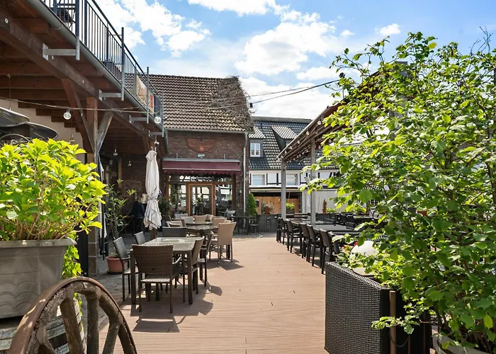 Mola Apartments-apartment Im Herdecker Zentrum Fuer 3 Gaeste-gratis Parkplatz-highspeed Wlan-auch Fuer Langzeit Geeignet *